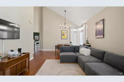 114 Birchwood Court, Suisun City, CA 94585 - Photo 6