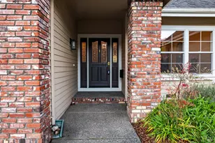 6261 Meadowstone Dr, Santa Rosa, CA 95409 - Photo 2