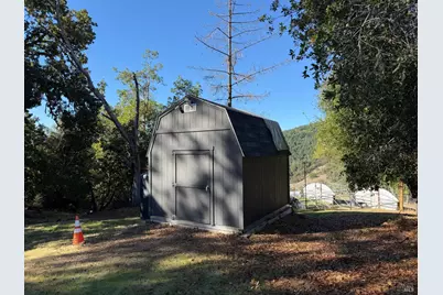 18225 Scenic Drive, Redwood Valley, CA 95470 - Photo 6