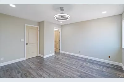 880 Knights Circle, Vallejo, CA 94591 - Photo 26