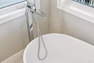 30 De Silva Island Dr, Mill Valley, CA 94941 - Photo 14