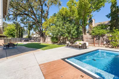 129 Wooded Glen Court, Windsor, CA 95492 - Photo 1
