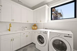 110 Erin Ct, San Rafael, CA 94903 - Photo 22