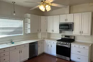 521 E G St, Benicia, CA 94510 - Photo 2