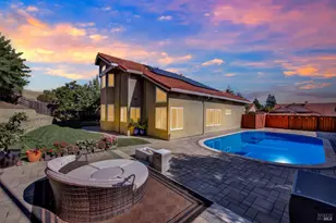 719 Rambleton Dr, Vacaville, CA 95688 - Photo 2