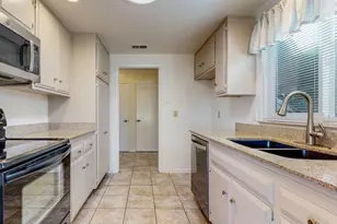 339 Valley Oaks Dr, Santa Rosa, CA 95409 - Photo 8