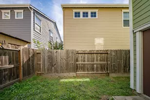 915 Liberty Dr, Suisun City, CA 94585 - Photo 38