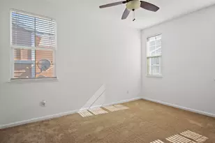 915 Liberty Dr, Suisun City, CA 94585 - Photo 34