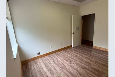 8911 Lakewood Drive, Windsor, CA 95492 - Photo 2