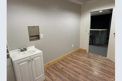 8911 Lakewood Drive, Windsor, CA 95492 - Photo 1