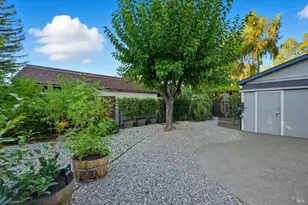 19453 Mountain Meadow, Hidden Valley Lake, CA 95467 - Photo 36