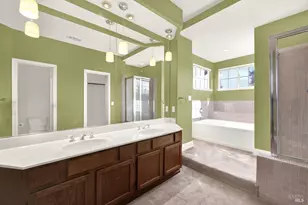 642 White Oak Ln, Vacaville, CA 95687 - Photo 30