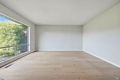 1124 Sunnyslope Drive, Santa Rosa, CA 95404 - Photo 8