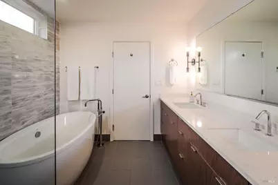 1090 1st Avenue, Napa, CA 94558 - Photo 24