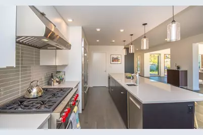 1090 1st Avenue, Napa, CA 94558 - Photo 10
