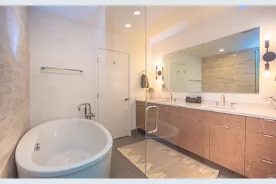 1090 1st Avenue, Napa, CA 94558 - Photo 12