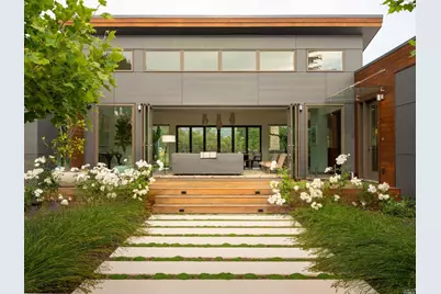 1090 1st Avenue, Napa, CA 94558 - Photo 4