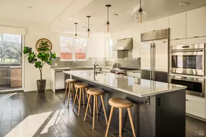 1090 1st Avenue, Napa, CA 94558 - Photo 12