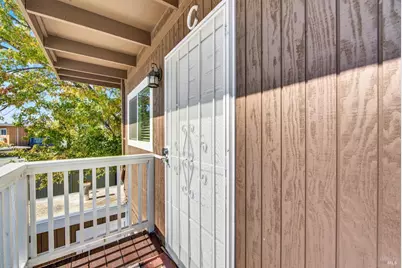 1712 Arthur Court, Fairfield, CA 94533 - Photo 10