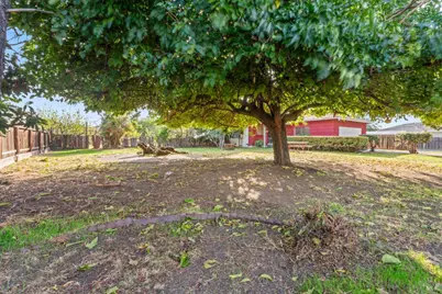 64 Solano Avenue, Bay Point, CA 94565 - Photo 2