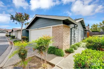 2825 Sundown Circle, Fairfield, CA 94533 - Photo 2