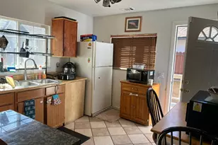 2057 Brown St, Napa, CA 94559 - Photo 18