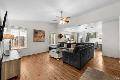 500 Gregory Drive, Vacaville, CA 95687 - Photo 6