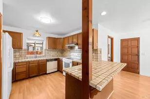 1017 Headlands Dr, Napa, CA 94558 - Photo 20