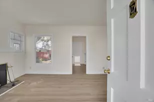 323 Hampshire St, Vallejo, CA 94590 - Photo 6