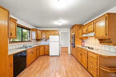 408 Boyes Boulevard, Sonoma, CA 95476 - Photo 8