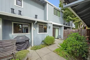 19167 Robinson Rd, Sonoma, CA 95476 - Photo 22