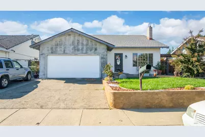 571 Greenwood Drive, Vacaville, CA 95687 - Photo 2