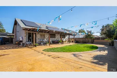 571 Greenwood Drive, Vacaville, CA 95687 - Photo 24