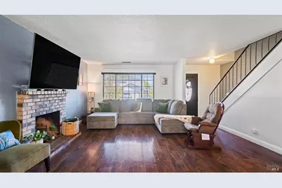 571 Greenwood Drive, Vacaville, CA 95687 - Photo 10