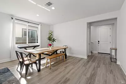 845 Cosmos Drive, Vacaville, CA 95687 - Photo 6