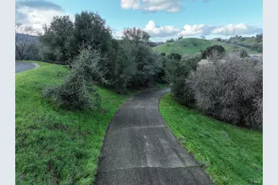 2024 Pinecrest Court, Vacaville, CA 95688 - Photo 10