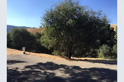 2024 Pinecrest Court, Vacaville, CA 95688 - Photo 2