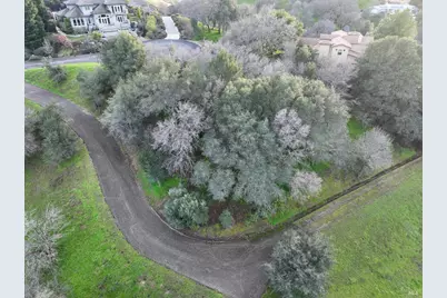 2024 Pinecrest Court, Vacaville, CA 95688 - Photo 12