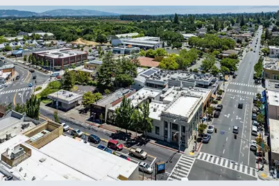 6957 Sebastopol Avenue, Sebastopol, CA 95472 - Photo 18