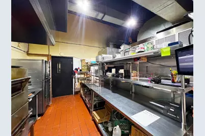 102 S State Street, Ukiah, CA 95482 - Photo 6