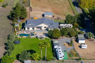 487 Ormsby Ln, Petaluma, CA 94954 - Photo 2