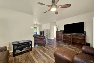 171 McKinley Cir, Vacaville, CA 95687 - Photo 12