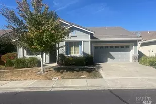 293 Mandarin Cir, Vacaville, CA 95687 - Photo 1