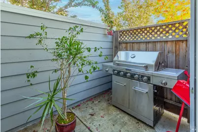 2135 Eva Street, Napa, CA 94559 - Photo 20