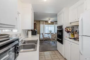 300 E H St, Benicia, CA 94510 - Photo 16