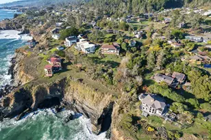 38882 Honey Run Ln, Gualala, CA 95445 - Photo 46