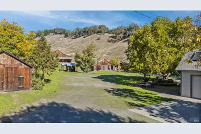 7420 Eastside Potter Valley Road, Ukiah, CA 95482 - Photo 32