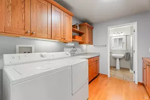 7420 Eastside Potter Valley Rd, Ukiah, CA 95482 - Photo 20