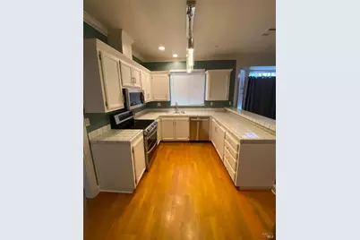 401 Donaldson Court, Suisun City, CA 94585 - Photo 14