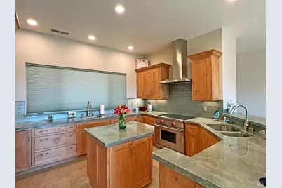 11401 Bakers Creek Road, Redwood Valley, CA 95470 - Photo 16